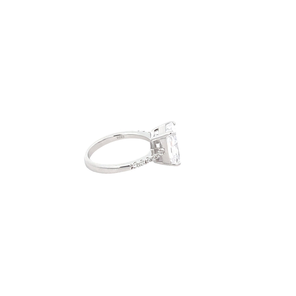 ENGAGEMENT RING ZIRCONIA